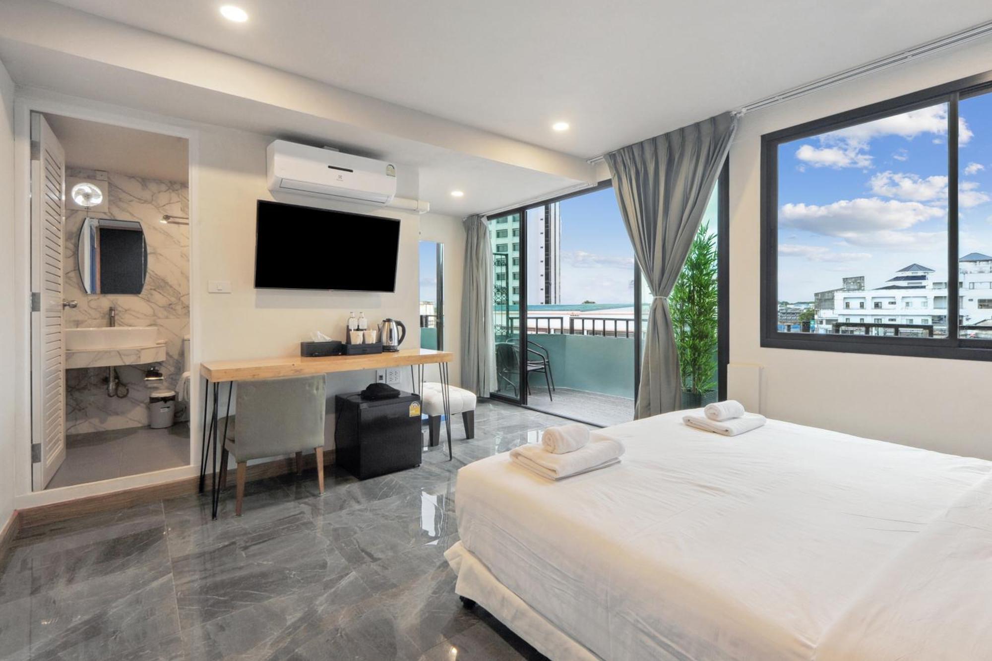 Ployburi Boutique Hotel Chanthaburi Exterior photo